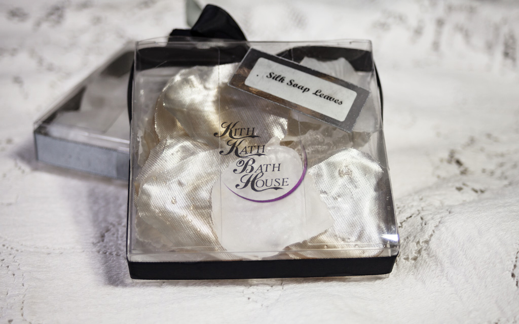 Silk Soap Leaves